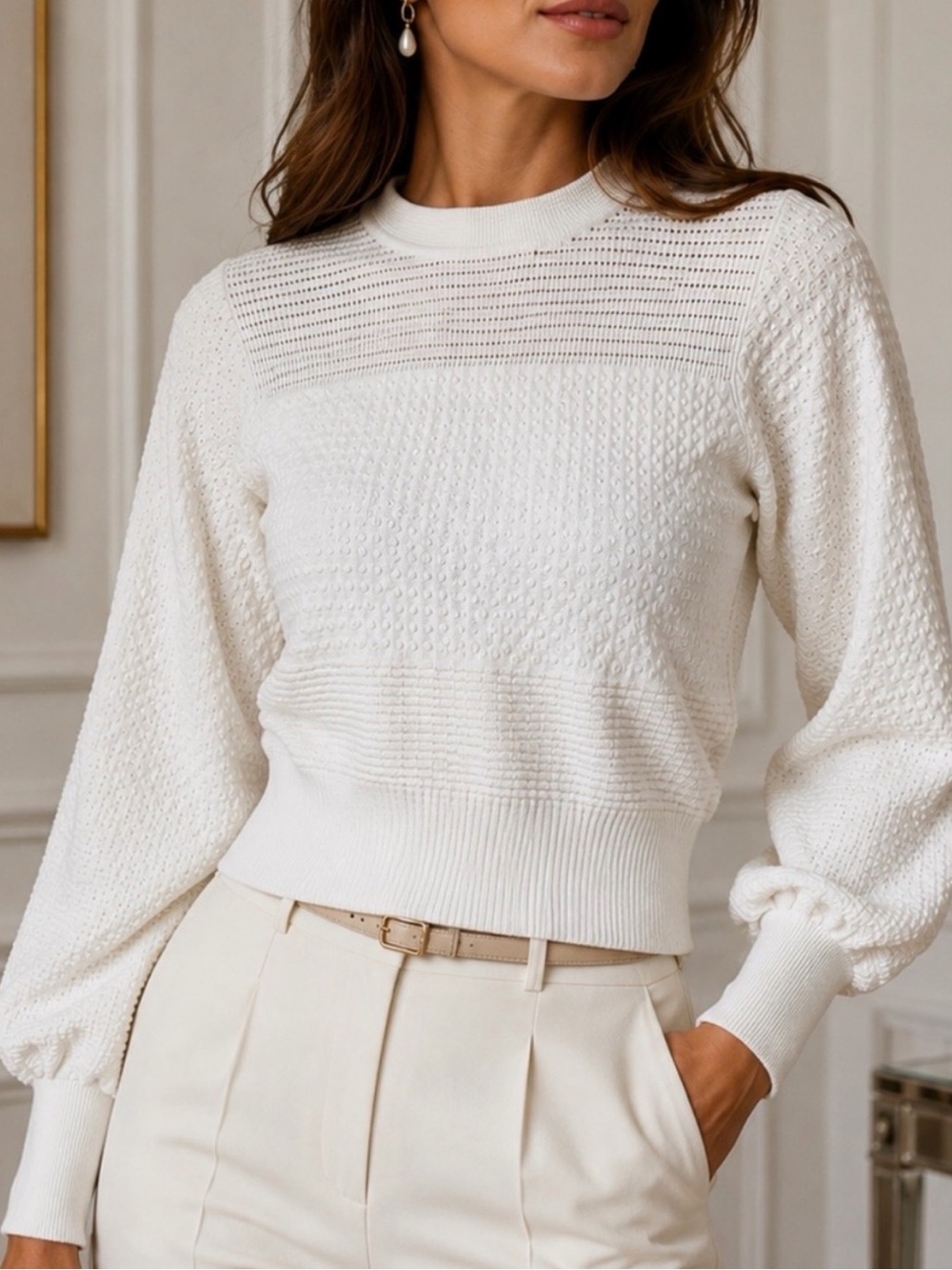 Club‎ Monaco Cream Crewneck Sweater with Textured Stitching Women’s SZ Medium
